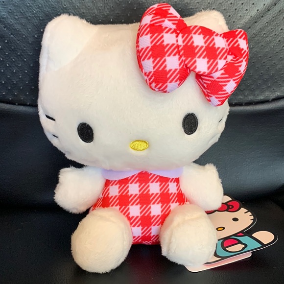 Sanrio Other - Sanrio Hello Kitty Plush 6”